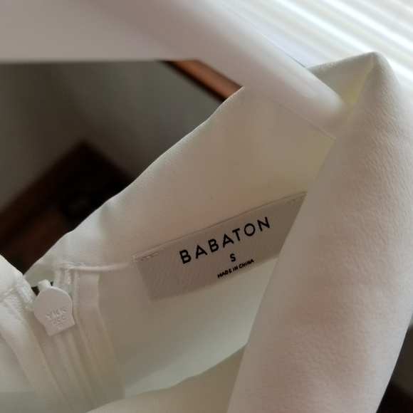 Aritzia Babaton Crop Long Sleeve Blouse - Picture 3 of 10